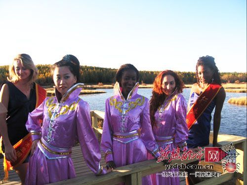 佳麗在木蘭圍場